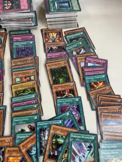 Yu Gi Oh Commons card Lot of 1100 cards All Pre 2004 and English - Image 3