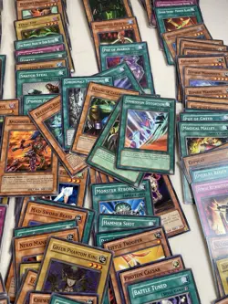 Yu Gi Oh Commons card Lot of 1100 cards All Pre 2004 and English - Image 5