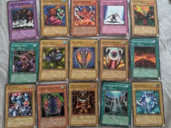 Yugioh Master Collection Volume 1 Rare Binder & 47 cards 1996 Konami - Image 5