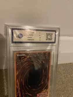 Yugioh Dark Magician YGLD-ENC09 Ultra Rare RKT GRADED 9 - Image 3