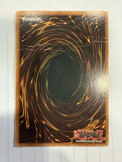 Yugioh Red Eyes Black Dragon LOB-070 Original Print HP-See crease in photos - Image 4