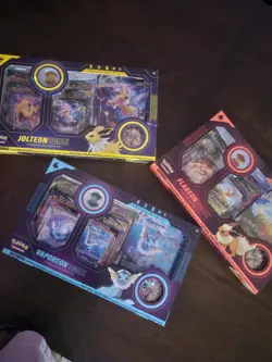 Pokemon Eeveelution Vmax Premium Collection Box Set x3 Vaporeon Flareon Jolteon - Image 1