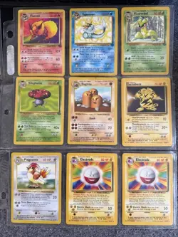 Lot of 18 non-holographic Pokemon Cards (1999 Base, Flower, Fossil) - Image 3