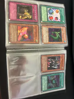 yugioh cards blue eyes white dragon dark magician red eyes black metal dragon - Image 3