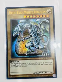 Yu-Gi-Oh! TCG Blue-Eyes White Dragon 1st Edition SDBE-EN001 Ultra Rare LP - Image 1