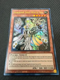 Vanquish Soul Hollie Sue DUAD-EN022 1st Edition Ultra Rare (UR) Yu-Gi-Oh! - Image 1