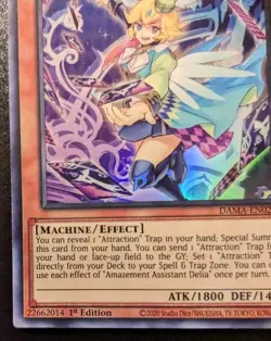 Amazement Assistant Delia DAMA-EN020 1st Ed. Super Rare Dawn Of Majesty Yu-Gi-Oh - Image 4