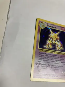 Pokemon Alakazam 1/130 Base Set 2 Holo NM - Image 4