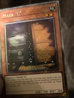 YuGiOh! Maxx "C" RA04 Quarter Century Stampede Platinum Secret Rare - Image 2