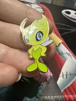 Pokemon CELEBI - COLLECTOR'S PIN 2016 - Image 3