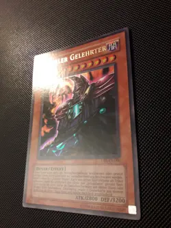 Yu-Gi-Oh! Dunkler Gelehrter, DB1-DE096, UR, 2. Auflage, Deutsch, NM/Back EX - Image 3