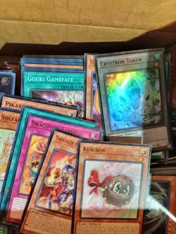 Bulk Lot of Yugioh 2500 cards aprox mixed rarity and set Foil and nonfoil - Image 2