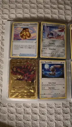 Pokemon Cards 200 Lot Of Commons, Uncommon Gold Binder - Image 4