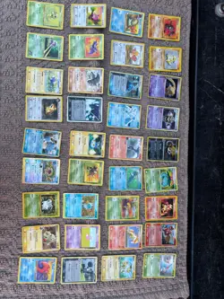 Pokemon 340 Pokemon TCG Trading Cards Collection Vintage lot as is - Image 5