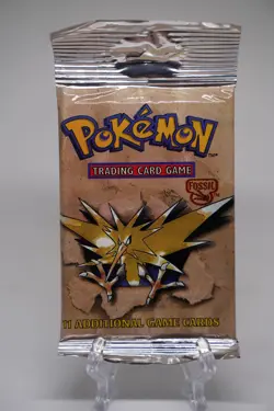 21.11g Pokemon WOTC Fossil Unlimited Booster Pack Vintage Sealed TCG Zapdos - Image 2