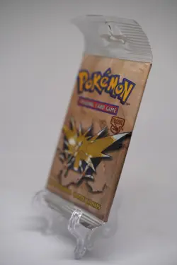 21.11g Pokemon WOTC Fossil Unlimited Booster Pack Vintage Sealed TCG Zapdos - Image 4
