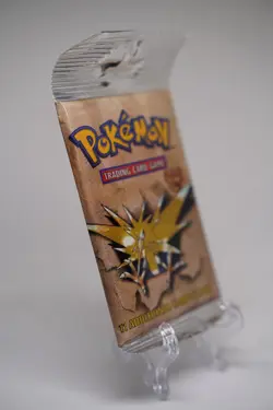 21.11g Pokemon WOTC Fossil Unlimited Booster Pack Vintage Sealed TCG Zapdos - Image 5