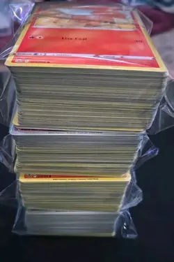 Pokemon Cards 400 Lot Of Commons, Uncommon’s. No Energies, No Trainers. All NM+ - Image 2