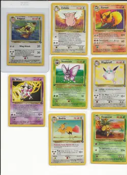 Pokemon TCG Jungle 33 Card Lot with 1 Holo - Image 1