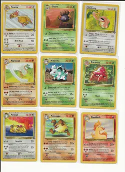 Pokemon TCG Jungle 33 Card Lot with 1 Holo - Image 2