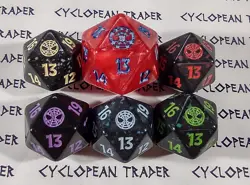 Life Counter ~ PRIVATE ~ Set of 5 + 1 OVERSIZED Spindown D20 Dice - Image 1