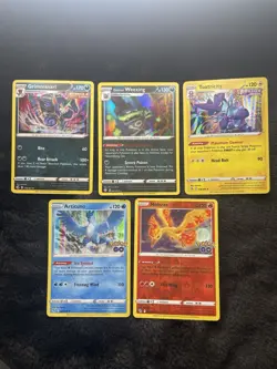 Pokemon Tcg 5 Card Random Holo Lot Articuno Moltres Toxtricity NM/LP - Image 1