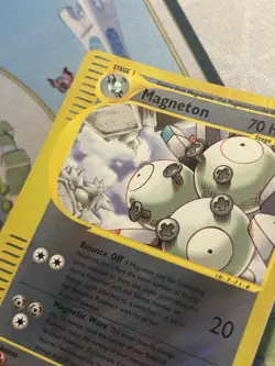 2003 Pokemon Skyridge Magneton #20/144 Reverse Holo NM/LP+ - Image 3