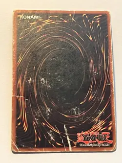Yugioh Blue-Eyes White Dragon SDK-001 Ultra Rare Unlimited Damaged - Image 2