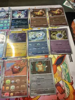 Pokemon TCG Black Bolt And White Flare Pokeball And Master Ball Pattern Lot 34 - Image 5
