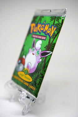 Pokemon Jungle Unlimited 1999 Wigglytuff Artwork Booster Pack WOTC Sealed - Image 3