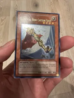 Yugioh Misprint Name Shift Elemental Hero Captain Gold Ultimate Rare 1st Ed MP - Image 2