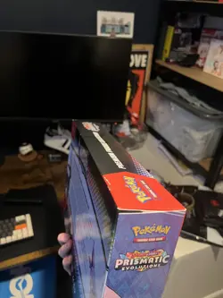 Pokemon TCG Prismatic Evolutions Premium Figure Collection Sealed slight damage - Image 3