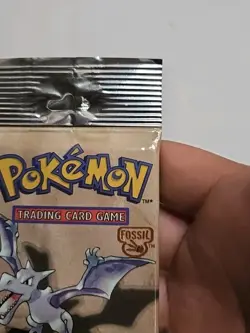 Pokemon Fossil Booster Pack Long Crimp FACTORY SEALED Vintage! - Image 3