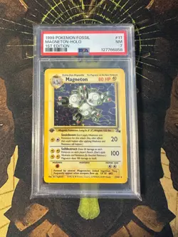 Pokemon Magneton 11/62 Fossil 1st Edition Vintage Holo PSA 7 - Image 1