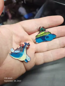 Pokemon Collector Enamel Pin Snorlax & Lapras VMAX Gigantamax GameStop Exclusive - Image 1