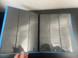 Vault X 9-Pocket Strap Binder Blue 20 Pages 360 Cards Side Loading - Used - Image 5