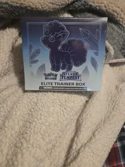 Pokemon TCG Sword & Shield Silver Tempest ETB Elite Trainer Box Factory Sealed - Image 1