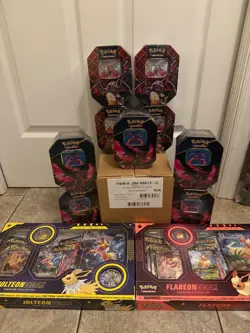 Sealed Pokemon Lot - Jolteon/Flareon Vmax Collec, Paldean fates, Crown Zenith - Image 1