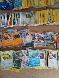 Pokemon TCG Mixed Bundle Job Lot of 1500 Cards, Holos, Reverse, Common, Uncommon - Image 3