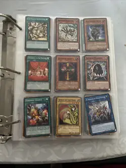 🔥🔥🔥🔥Yugioh Binder Lot Of Cards - Image 1