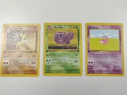 1st Edition Lot Weezing 45/62 Sandslash 41/62 Slowpoke 55/62 Pokemon Fossil - Image 1
