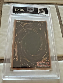 The Masked Beast LON-001 Super Rare 2003 English Yu-Gi-OH! PSA 7 - Image 2