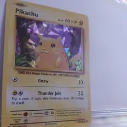 Pikachu Cracked Ice Holo Pokemon Card 35/108 EVO Evolutions LP-NM - Image 2