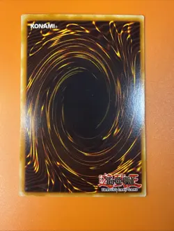 YuGiOh! Secret Rare Magnet Warriors Alpha, Beta, Gamma The Duelists of the Roses - Image 3