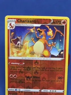 Charizard Reverse Holo 025/185 Vivid Voltage Pokemon Card Tcg Ccg 2020 - Image 3