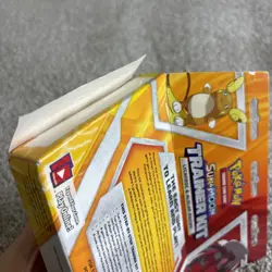 POKEMON TCG SUN AND MOON TRAINER KIT LYCANROC / ALOLAN RAICHU (Damaged Box) 820650802102 - Image 2