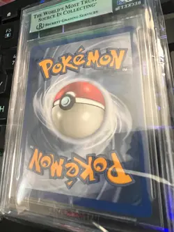 2002 Pokemon Neo Destiny Unlimited Shining Charizard #107 BGS 9 - Image 4