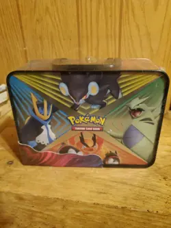 Pokemon 2021 Collector Chest Single Strike Tepig/Rapid Strike Shinx Booster Set - Image 3