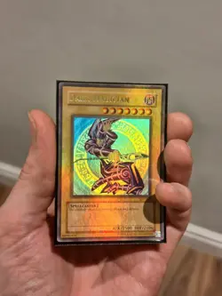 Yu-Gi-Oh! Dark Magician SDY-006 (LP) INSANE HOLO BLEED Misprint - Image 1