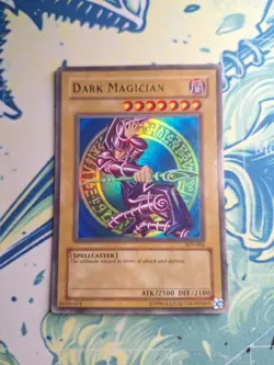 Yu-Gi-Oh! Dark Magician SDY-006 (LP) INSANE HOLO BLEED Misprint - Image 2